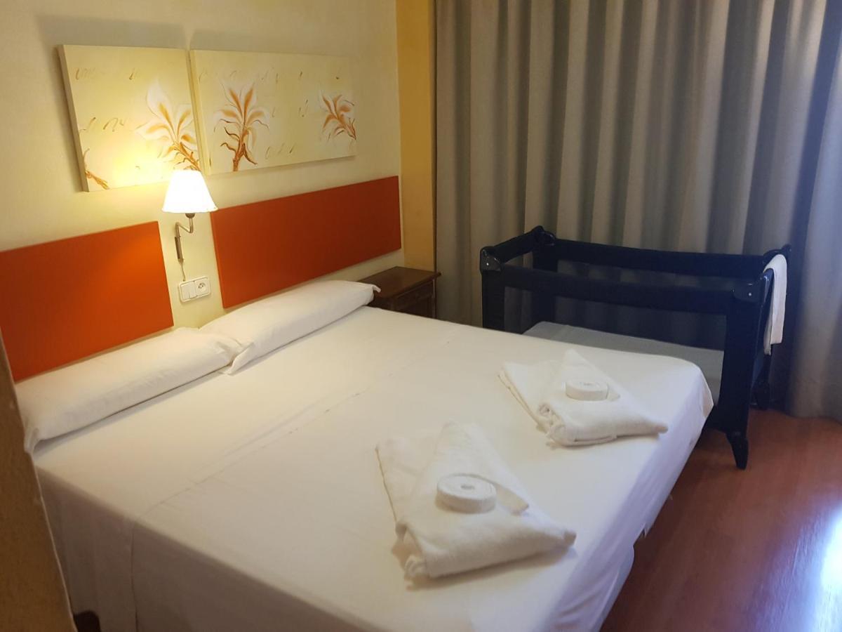 Apartamentos Parot Quality Santa Eularia des Riu Exteriér fotografie